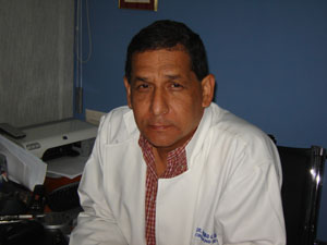 Dr. Pedro Quiñónez