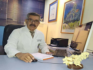 Dr. Douglas E. Ledezma S.