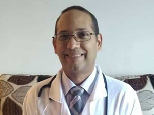Dr. Gustavo Abache