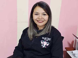 Dra. Deneb Casanova