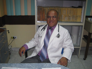Dr. Edgardo Britapaz