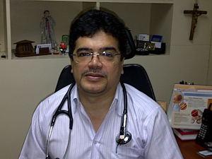 Dr. Luis A. Bandrés S.