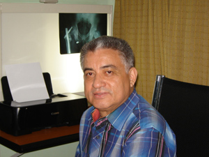 Dr. Valentín Herrera