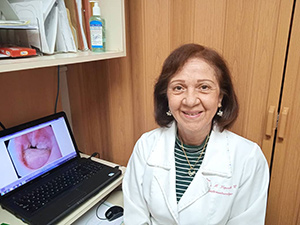 Dra. Rosa María Saporiti